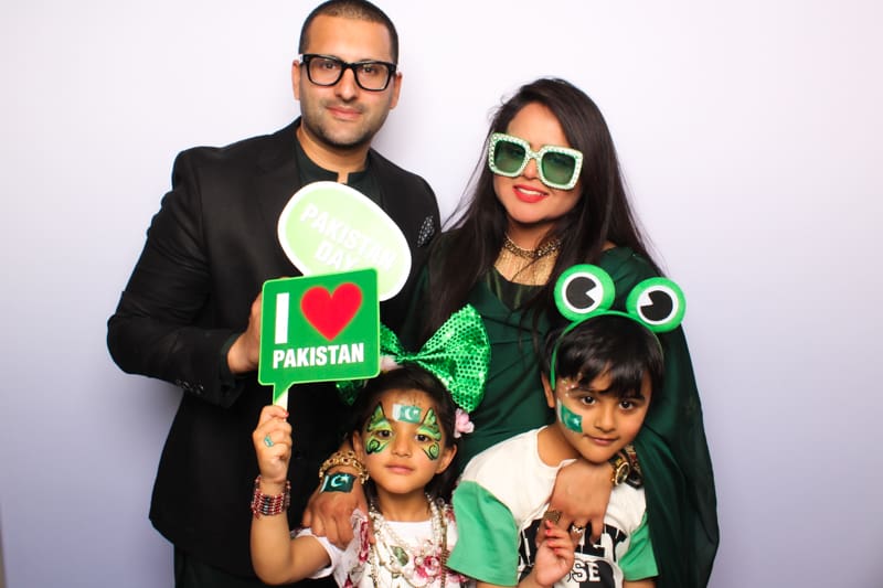 Networking event photo booth hire in Perth with instant sharing